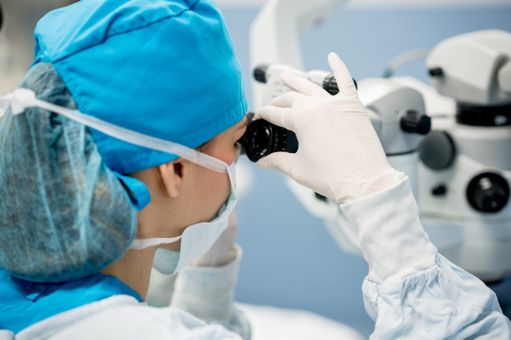 Medical tests that are necessary before undergoing a cataract surgery